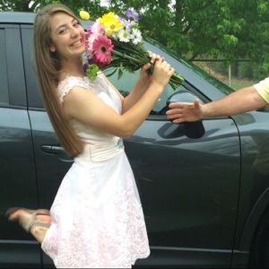 Meet your Posher, Arielle